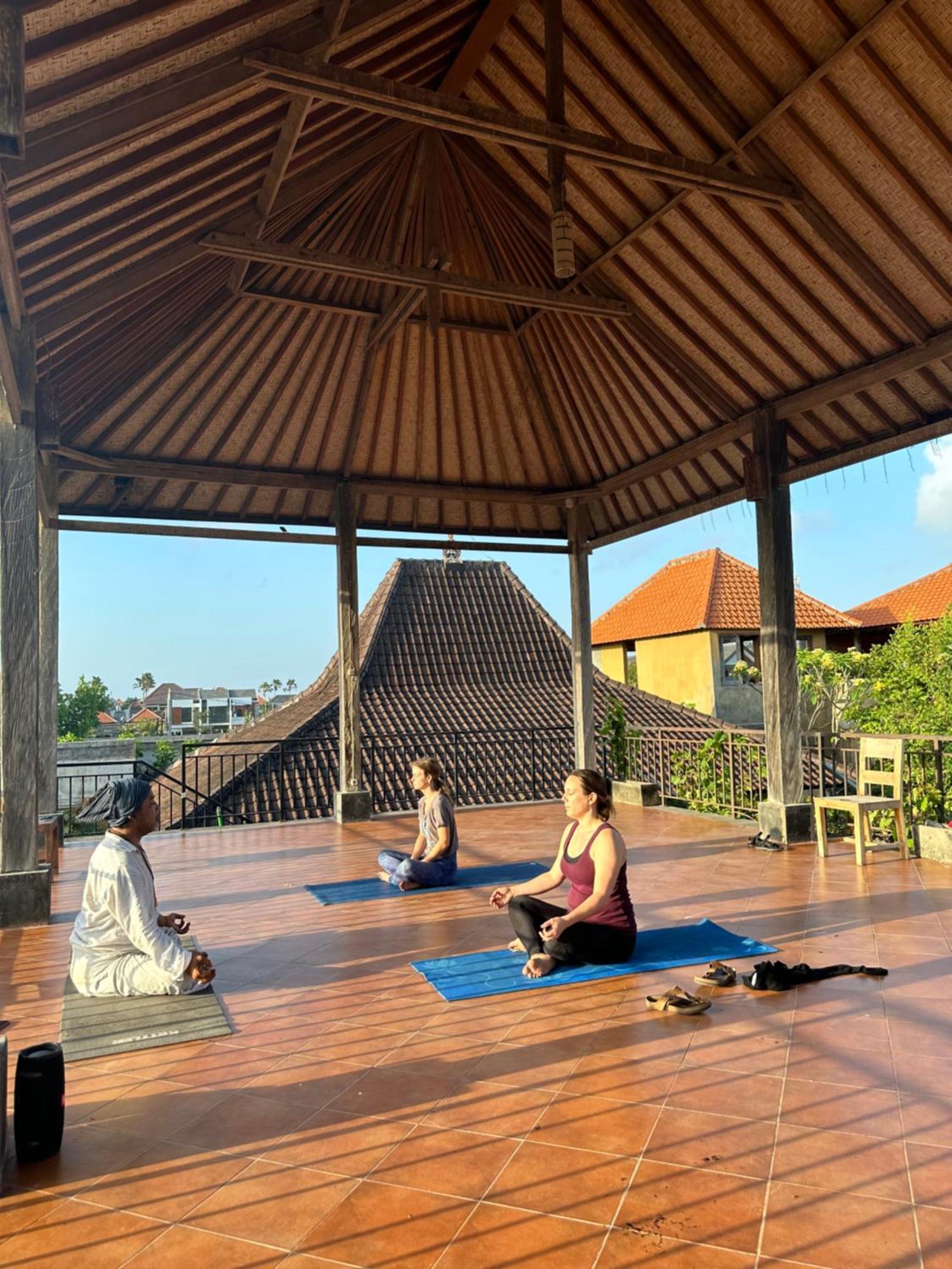 Diuma Residence Yoga Meditation Retreat And Healing Center Sanur Dış mekan fotoğraf