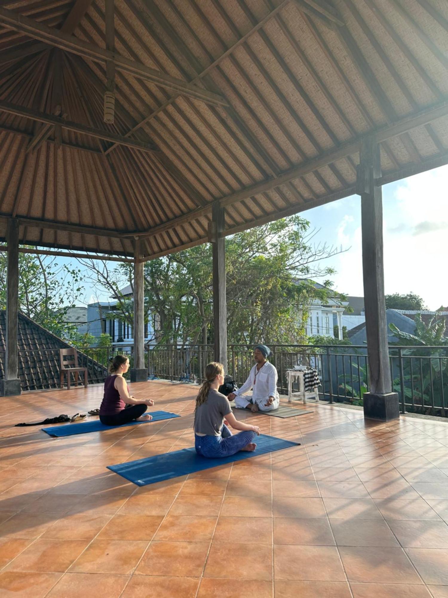 Diuma Residence Yoga Meditation Retreat And Healing Center Sanur Dış mekan fotoğraf