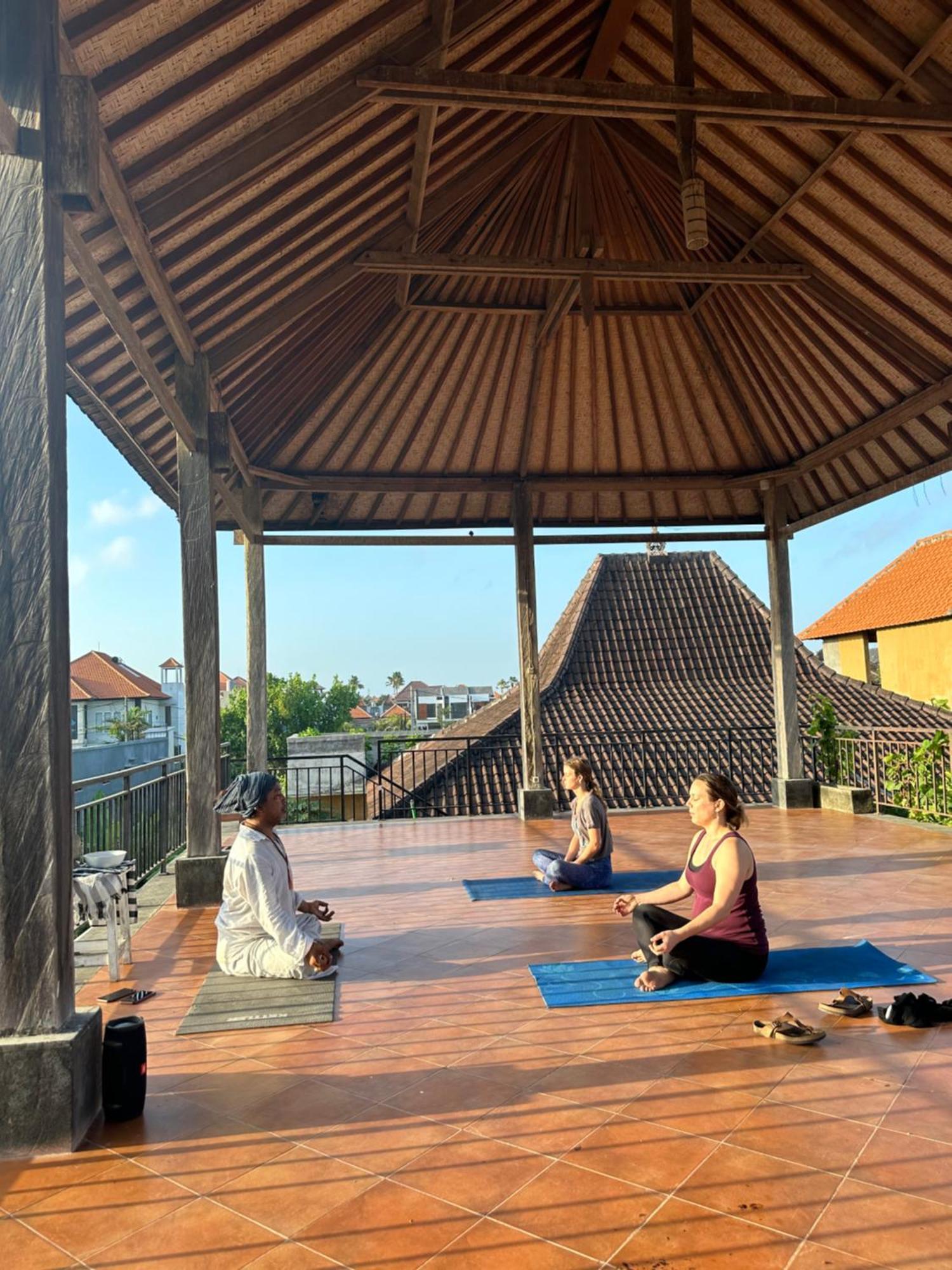Diuma Residence Yoga Meditation Retreat And Healing Center Sanur Dış mekan fotoğraf